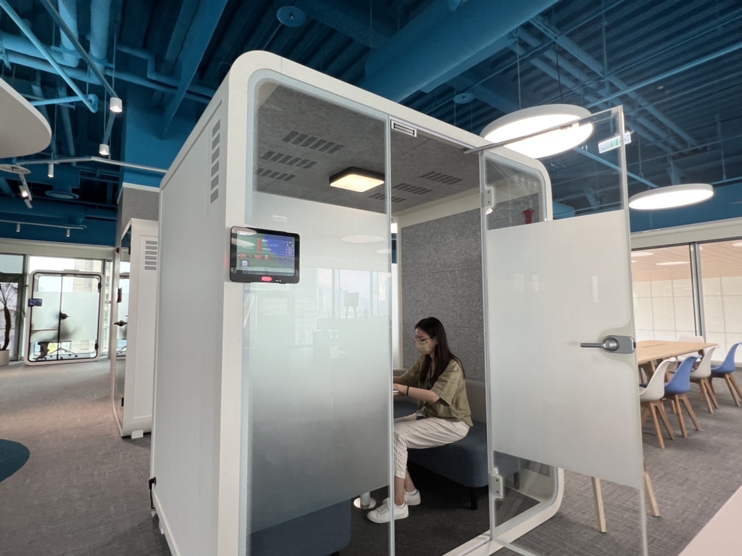 贝斯特高雄據點的智慧行動辦公艙，展現贝斯特在面板以外的研發應用軟實力